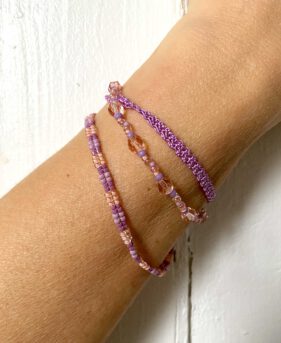 Alternative view of Boho Wickelarmband – Violettpeach