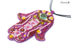Alternative view of Hamsa - pink